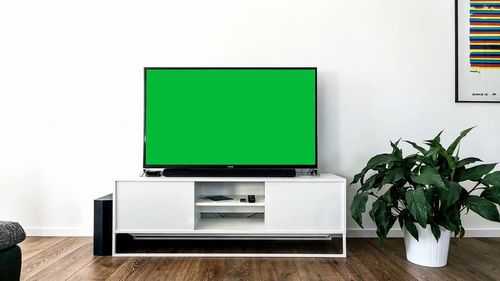 电视机绿色太重怎么修（电视机偏绿色怎么处理）