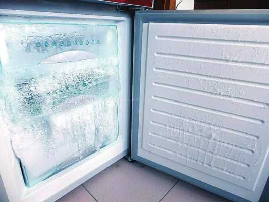 冰箱怎么化霜（冰箱怎样快速除霜）