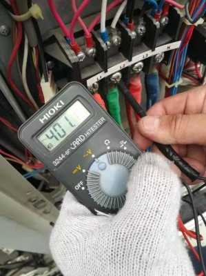 中央空调通讯电压怎么测量（中央空调 电压）